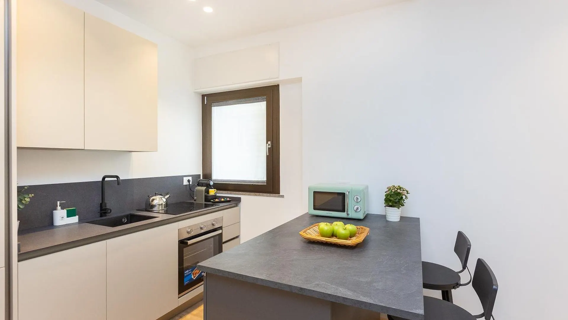 Amazing Tacito Apartment Rome