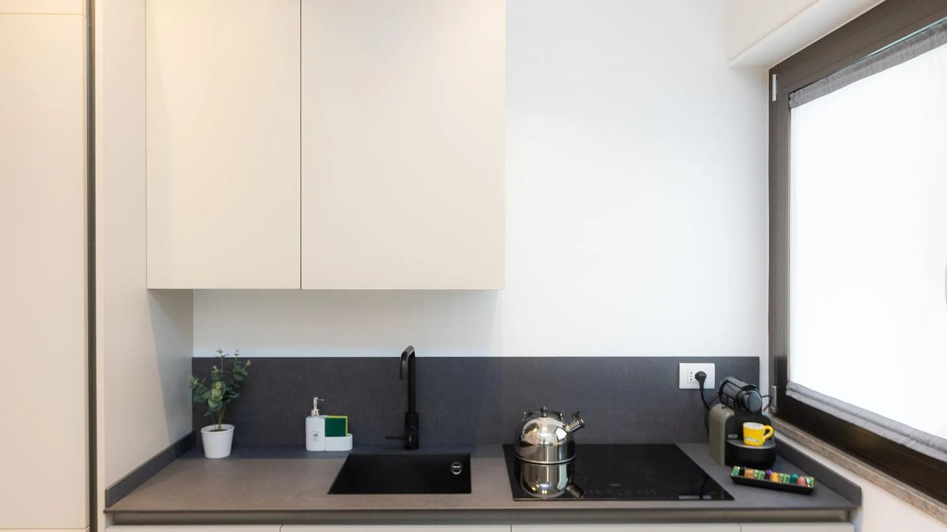 Amazing Tacito Apartment Rome 0*,  Italy